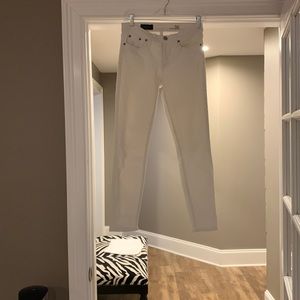 J Crew Toothpick white jeans. Size 26. Good condition. Smoke free home.